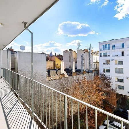 Lovely Apartment In City Centre For 4 Guests ブダペスト エクステリア 写真